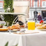 Dónde desayunar en Madrid: un despertar con sabor en pleno centro